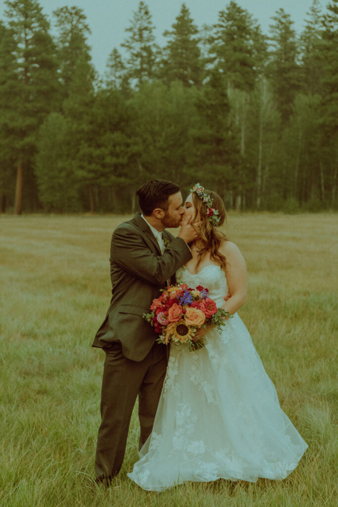 bride and groom portraits at black butte ranch in bend oregon 
