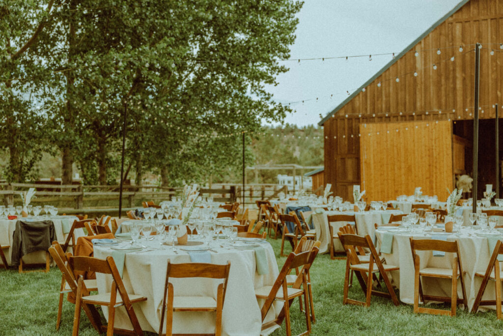 reception space of an oregon wedding day at long hollow ranch 