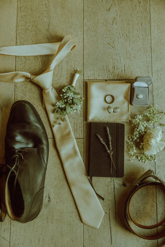 getting ready details of elopement in bend oregon