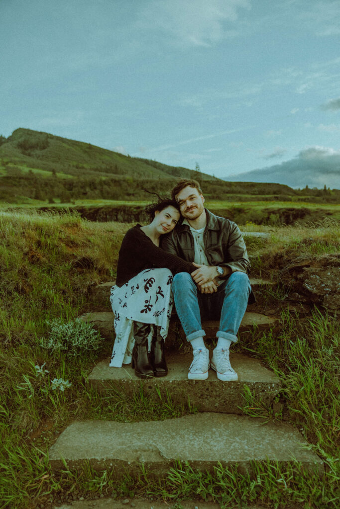 engaged couple at their oregon engagement session on the gorge