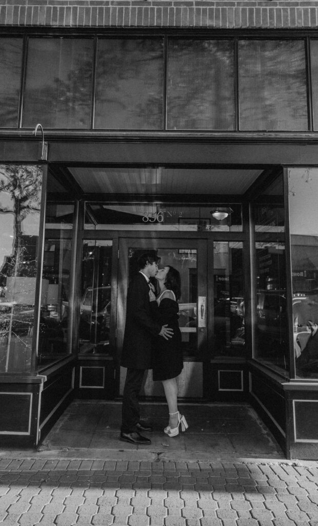 bride and groom kissing for engagement photos in bend oregon