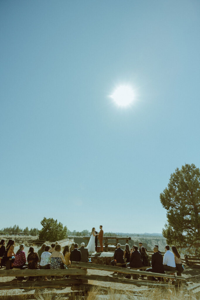 smith rock amphitheater wedding 