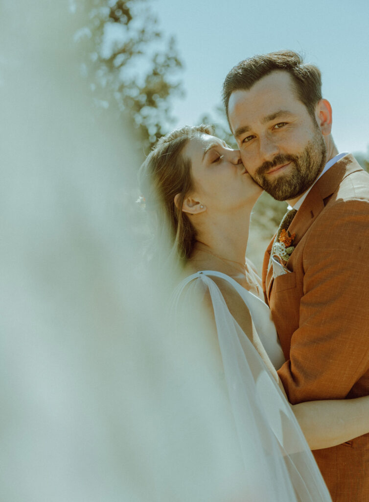 bride and groom eclectic wedding at smith rock state park 