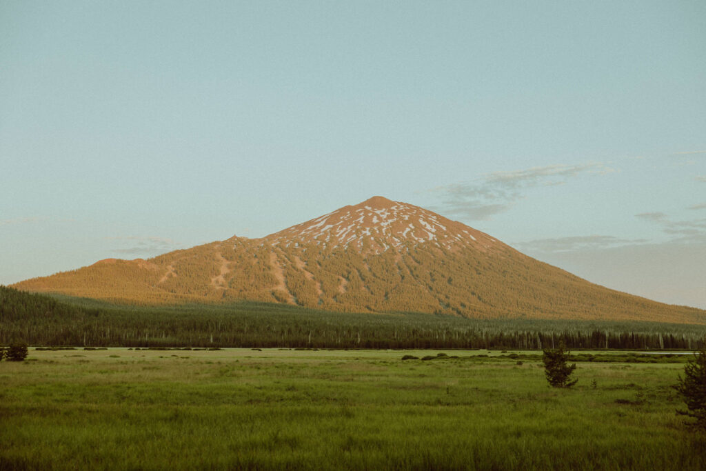 mt bachelor by sparks lake oregon