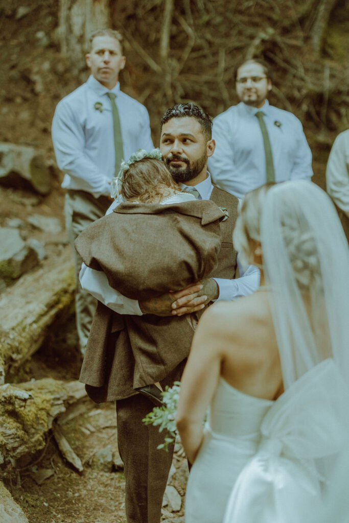 proxy falls elopement ceremony in bend oregon