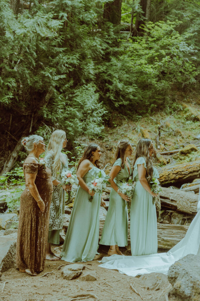 proxy falls elopement ceremony in bend oregon