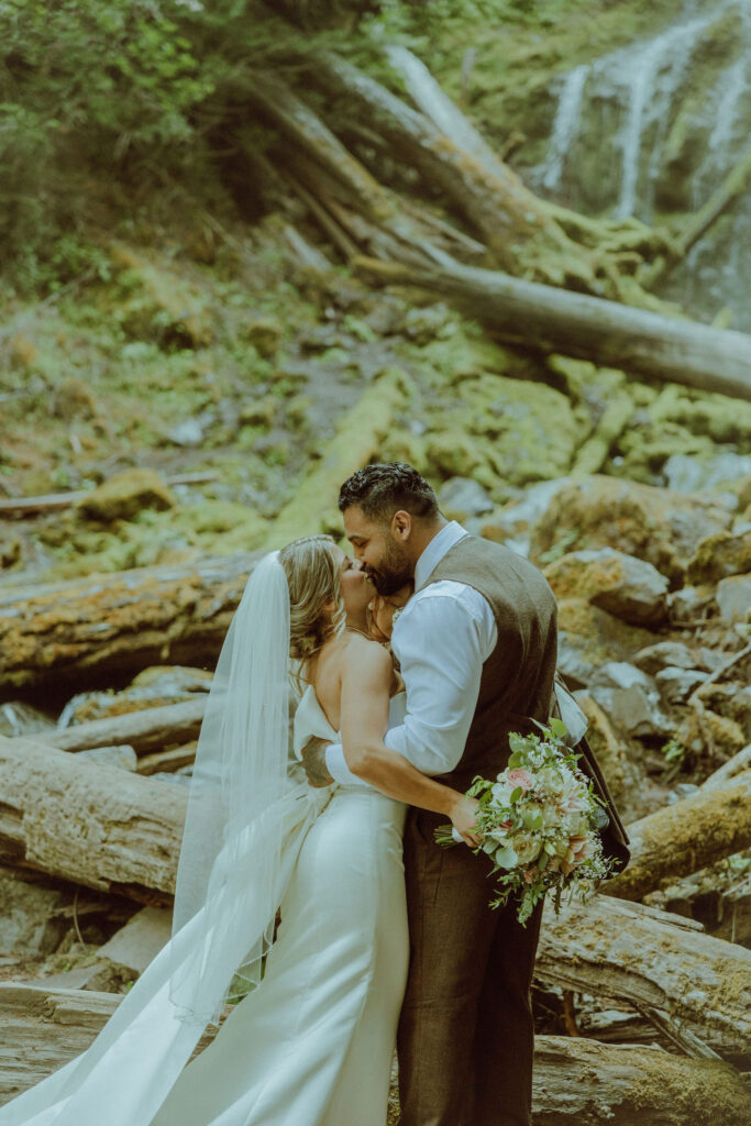 proxy falls elopement ceremony in bend oregon