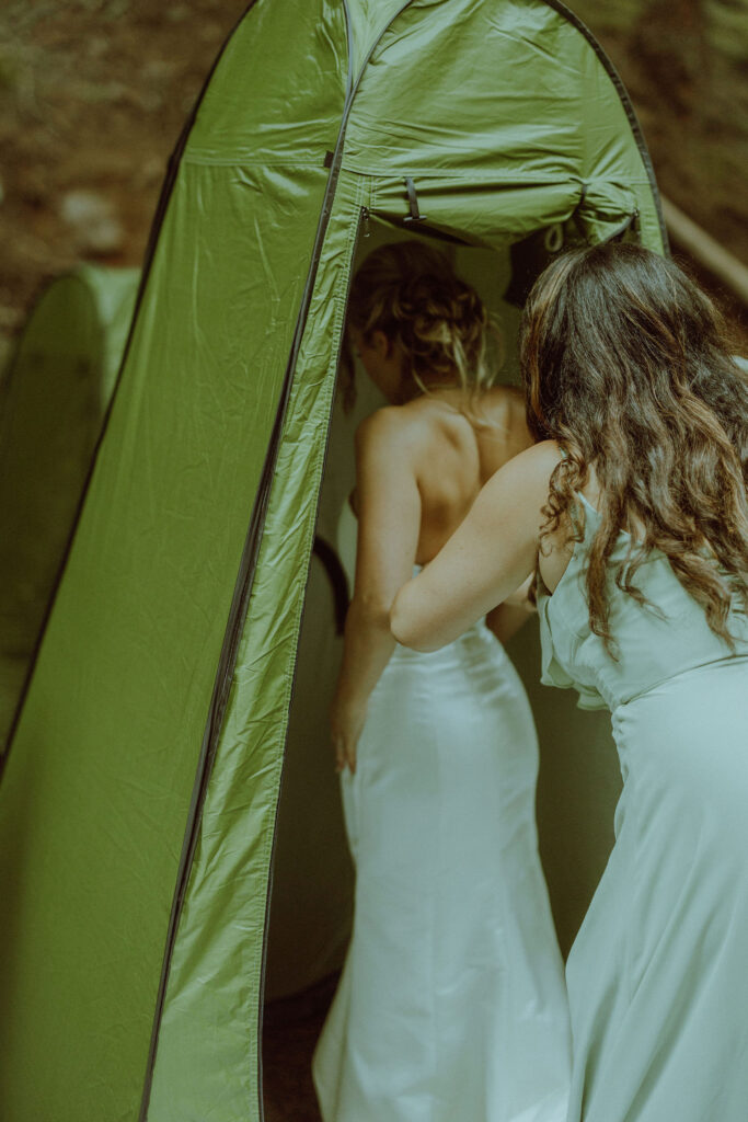 proxy falls elopement ceremony in bend oregon