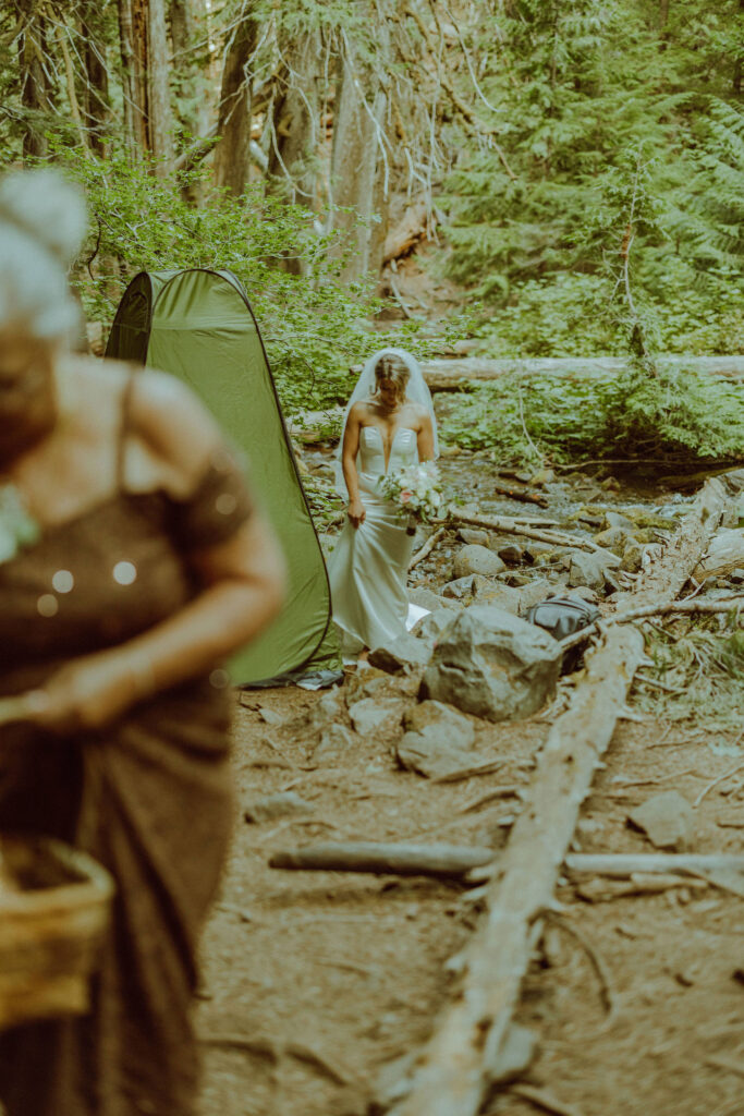 proxy falls elopement ceremony in bend oregon