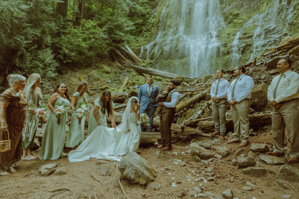 proxy falls elopement ceremony in bend oregon